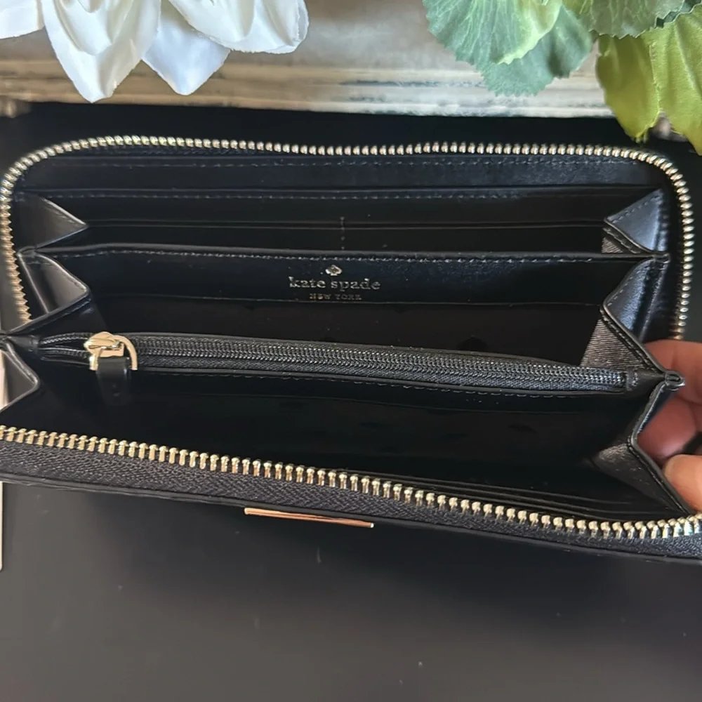 Kate Spade Penn Place Black Leather Embossed Wallet